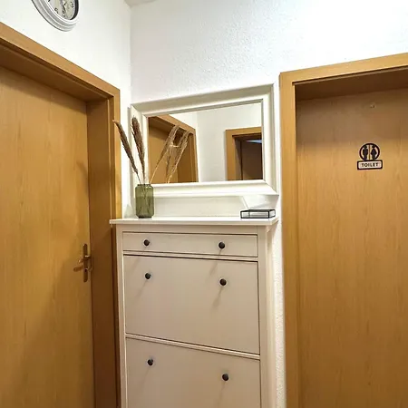 Moderne In Ideal Fuer Monteure Und Reisende Merseburg