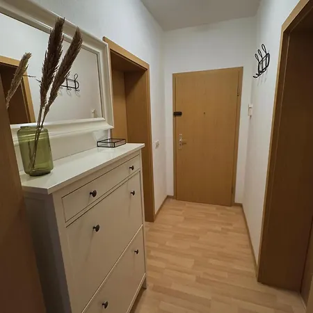 Moderne In Ideal Fuer Monteure Und Reisende