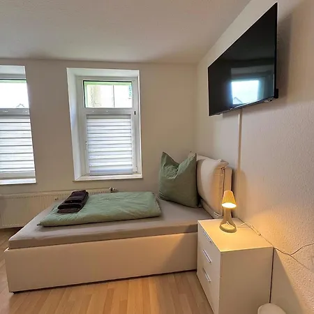 Moderne In Ideal Fuer Monteure Und Reisende * Merseburg