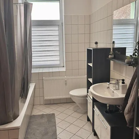 Moderne In Ideal Fuer Monteure Und Reisende * Merseburg